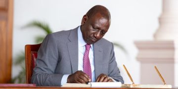 President William Ruto Signs A Document At State House. Photo/Pcs.