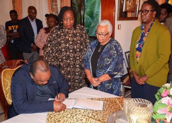 Truth Behind Raila Odinga Not Being Accompanied By Family To India